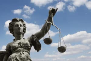 Wegen illegalem Filesharing kann Kormeier und Partner sich zur Klage entschließen.