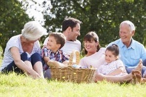 Mitglieder in der GEMA erhalten für Musiknutzung, z. B. bei einem öffentlichen Picknick, ein Vergütung.