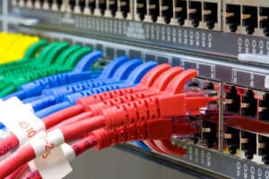 Zehn Wochen lang die IP-Adresse speichern: Das droht mit der Vorratsdatenspeicherung.